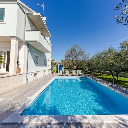Апартаменты The Olive Poolhouse Сплит Экстерьер фото